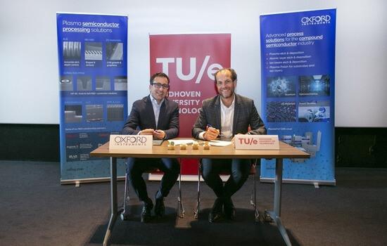 Oxford Instruments and Eindhoven University of Technology are signing of a Memorandum of Understanding.