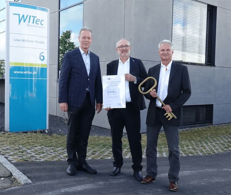 WITec managing directors and Stefan Roell (Chamber of Industry and Commerce Ulm)