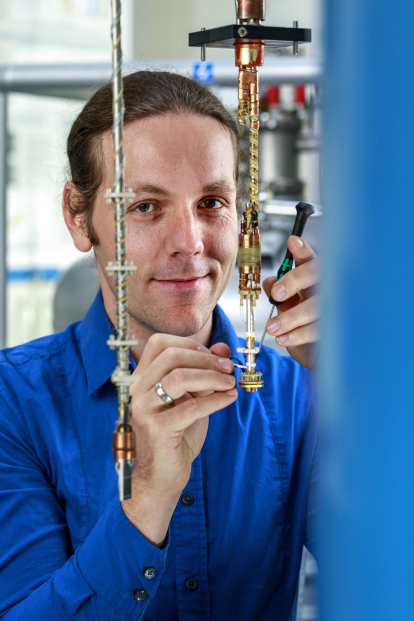 Dr. Tino Gottschall